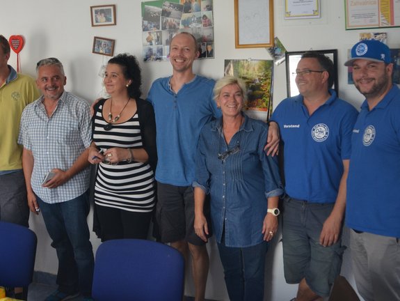 Der Vorstand von Osmijeh Nade samt Büdericher Besuch